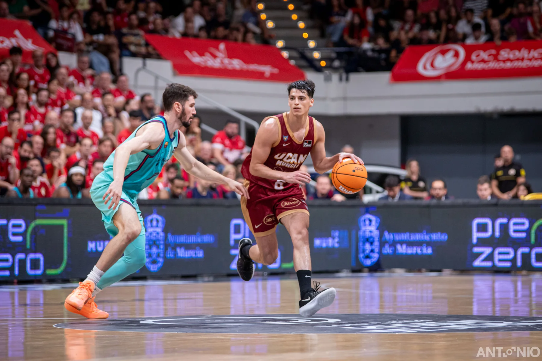 Fotografía 104 del partido UCAM Murcia - Barça.