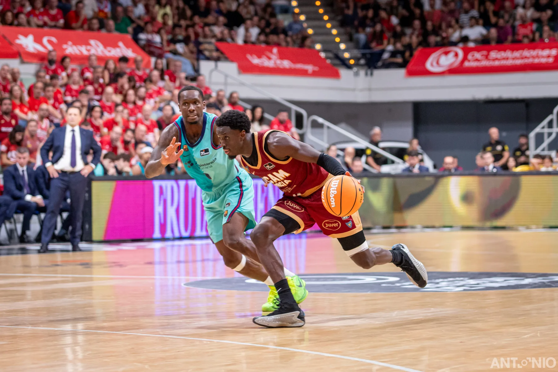 Fotografía 114 del partido UCAM Murcia - Barça.
