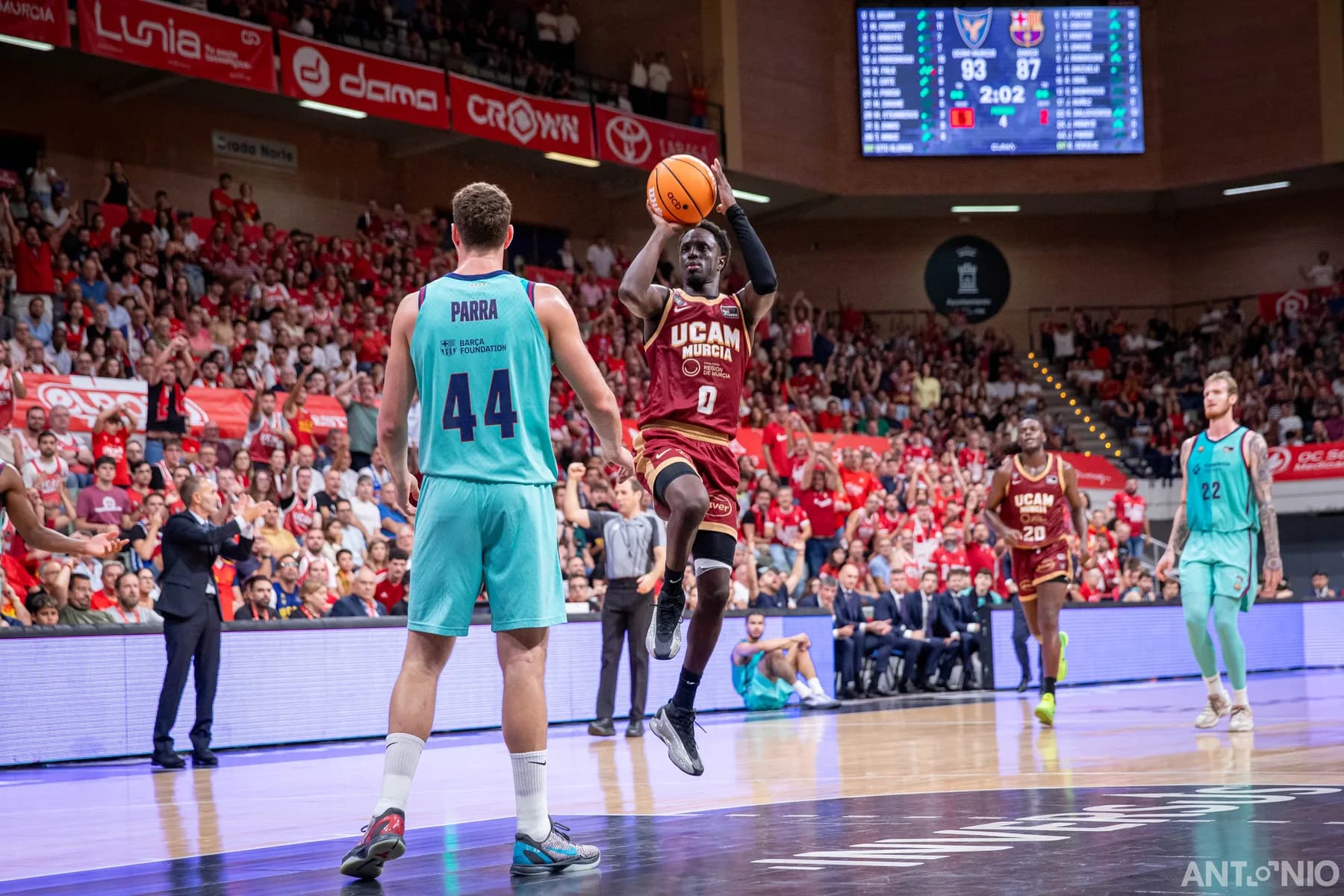 Fotografía 118 del partido UCAM Murcia - Barça.