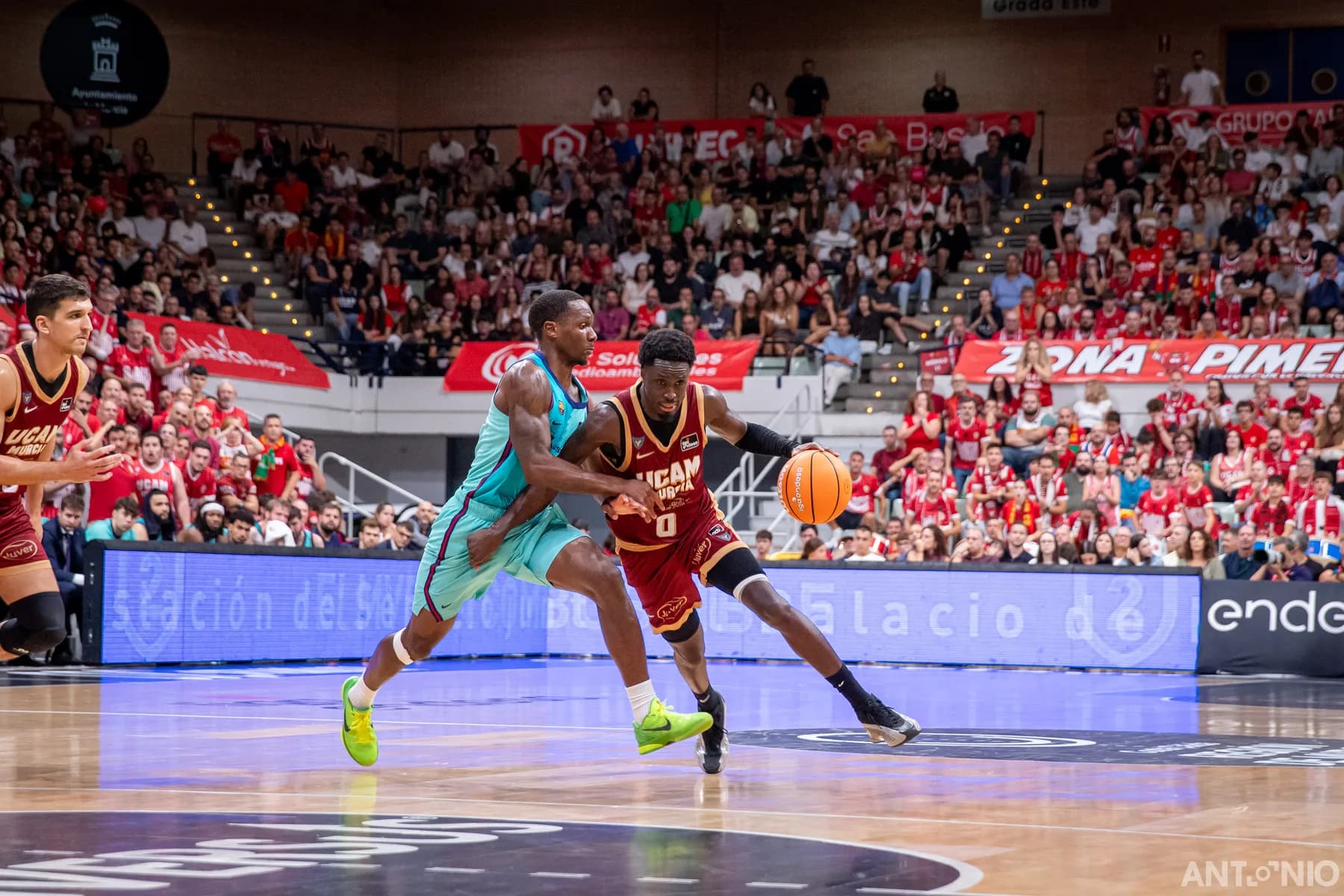 Fotografía 120 del partido UCAM Murcia - Barça.