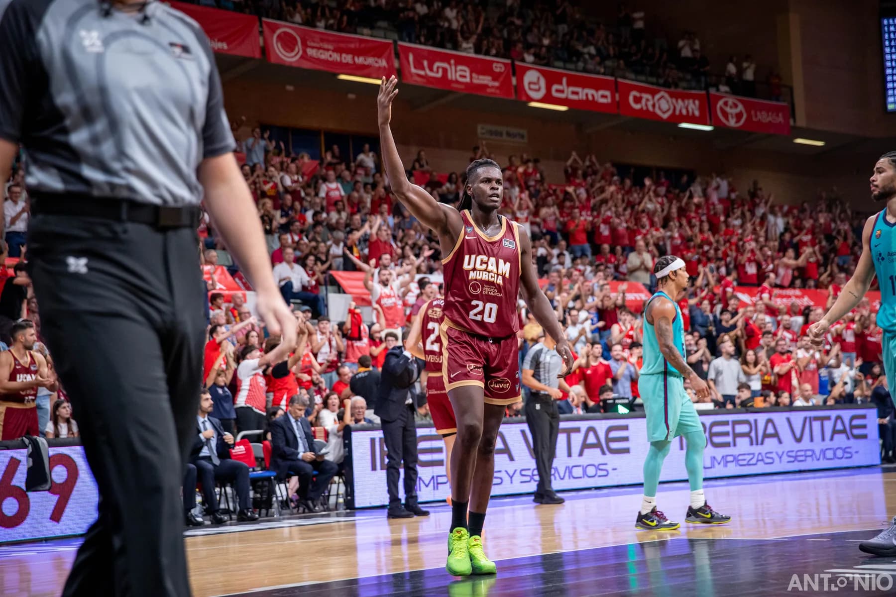 Fotografía 124 del partido UCAM Murcia - Barça.