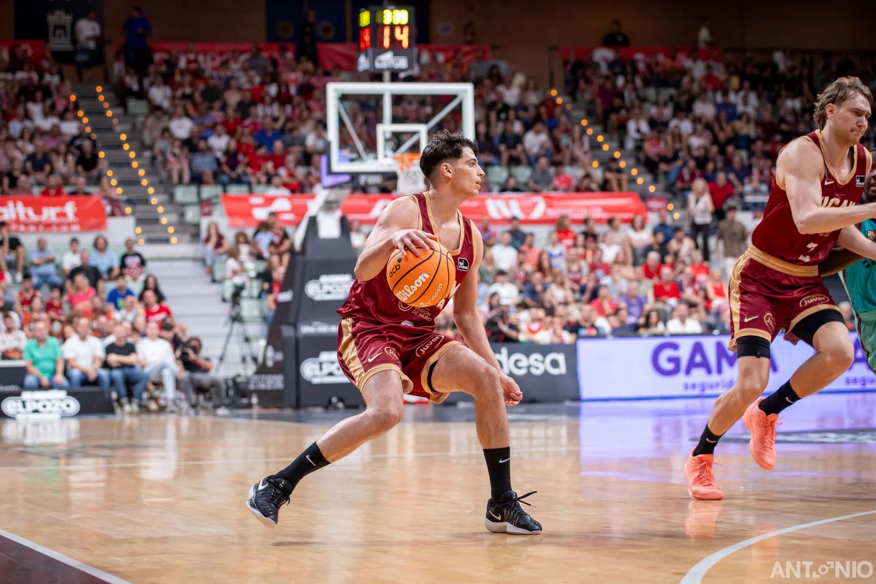 Fotografía 26 del partido UCAM Murcia - Barça.