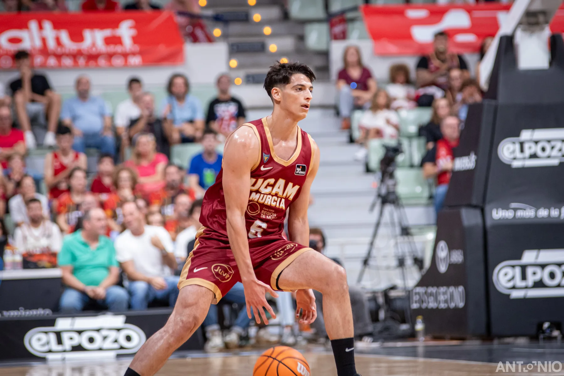 Fotografía 33 del partido UCAM Murcia - Barça.
