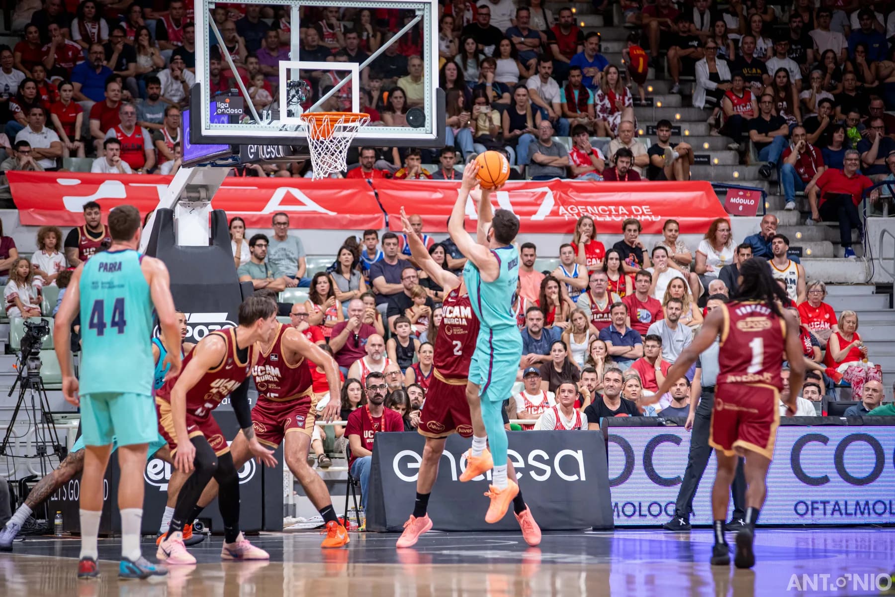Fotografía 50 del partido UCAM Murcia - Barça.