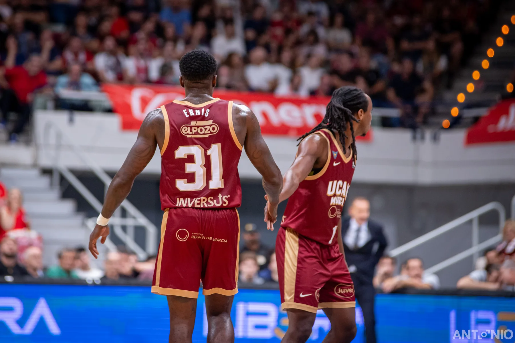 Fotografía 56 del partido UCAM Murcia - Barça.