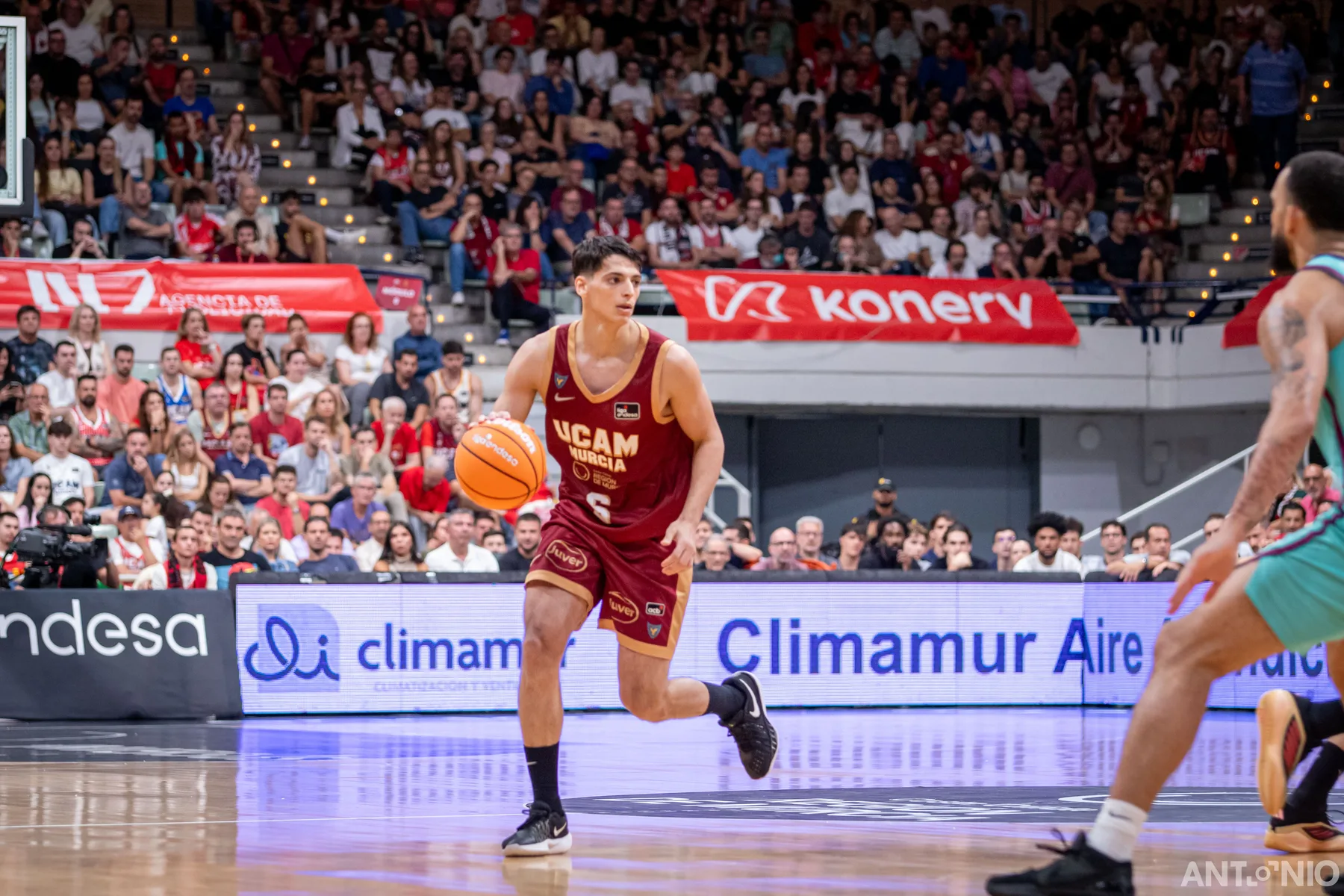 Fotografía 60 del partido UCAM Murcia - Barça.