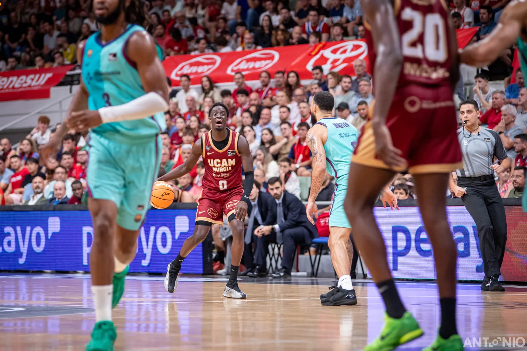 Fotografía 65 del partido UCAM Murcia - Barça.