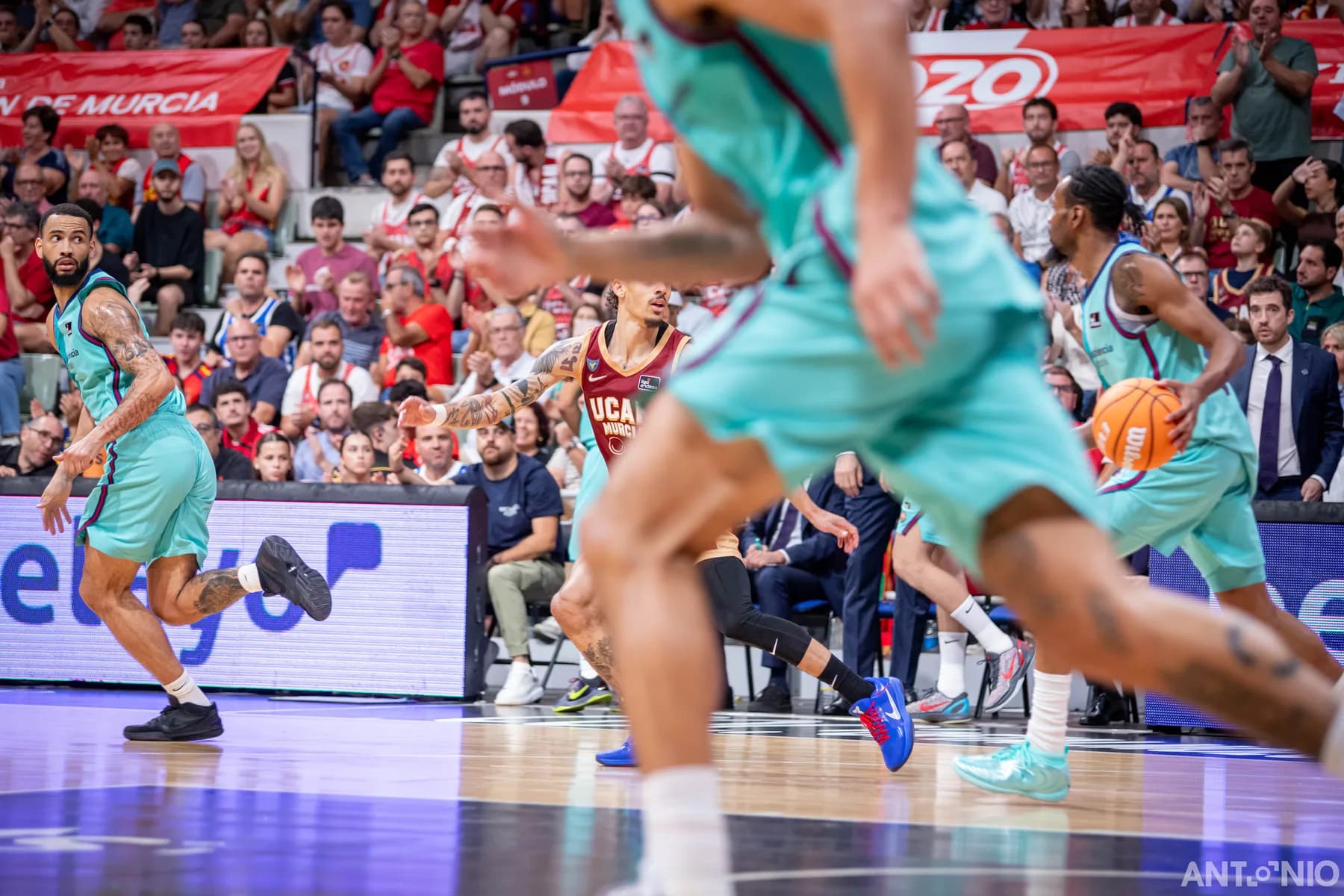 Fotografía 66 del partido UCAM Murcia - Barça.