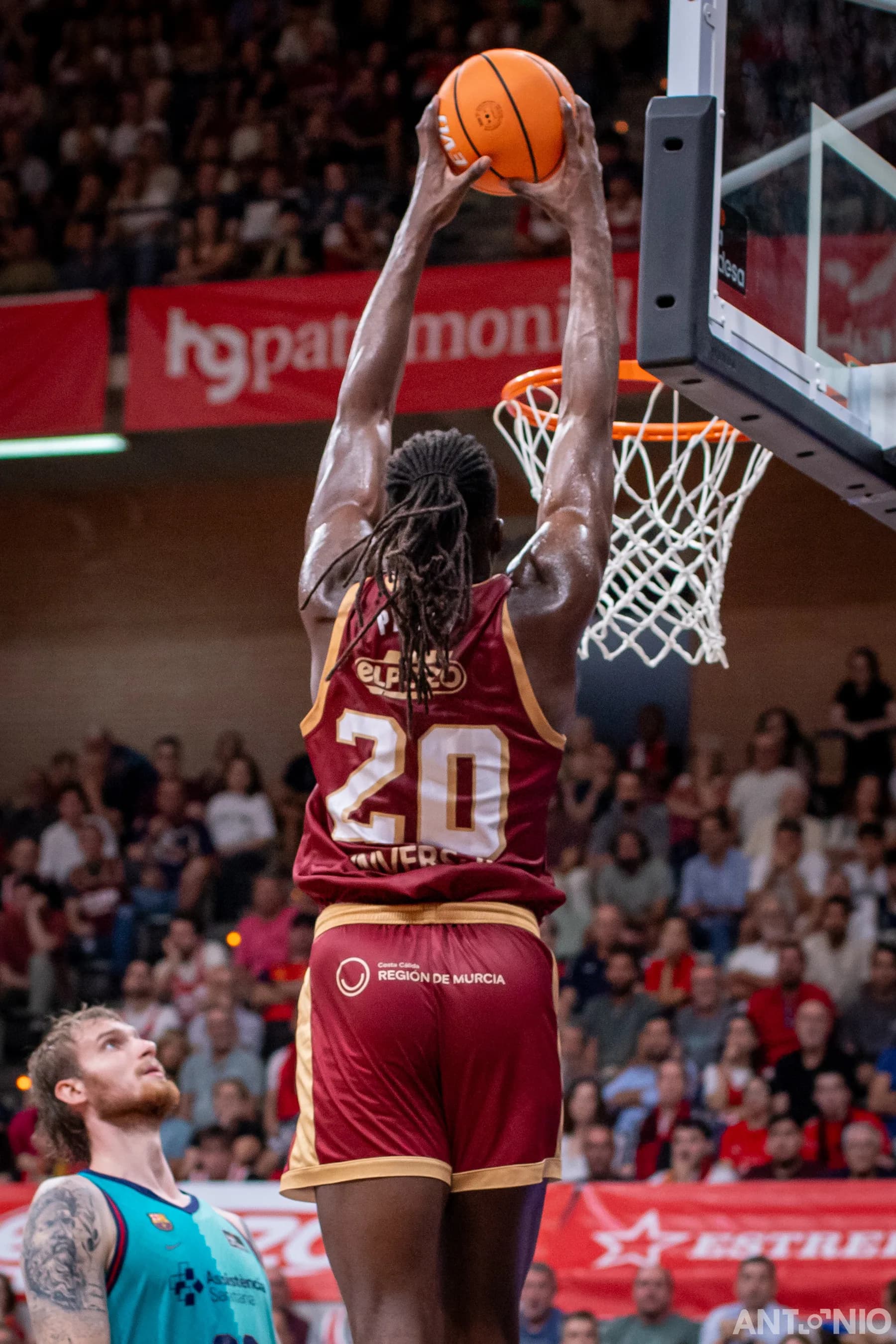 Fotografía 69 del partido UCAM Murcia - Barça.