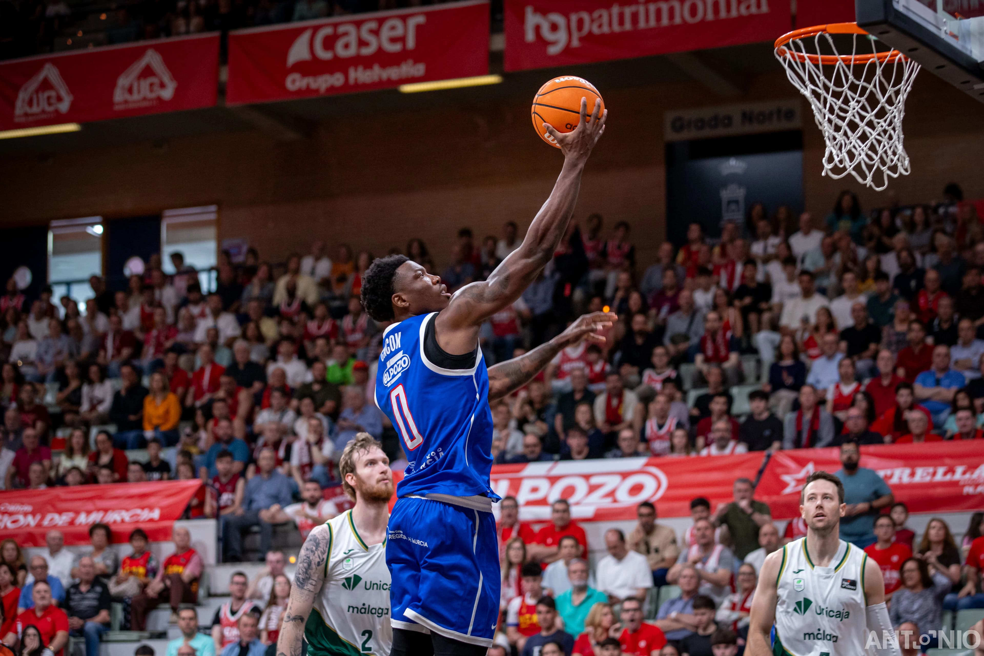 Fotografía 6 del partido UCAM Murcia - Unicaja Málaga.
