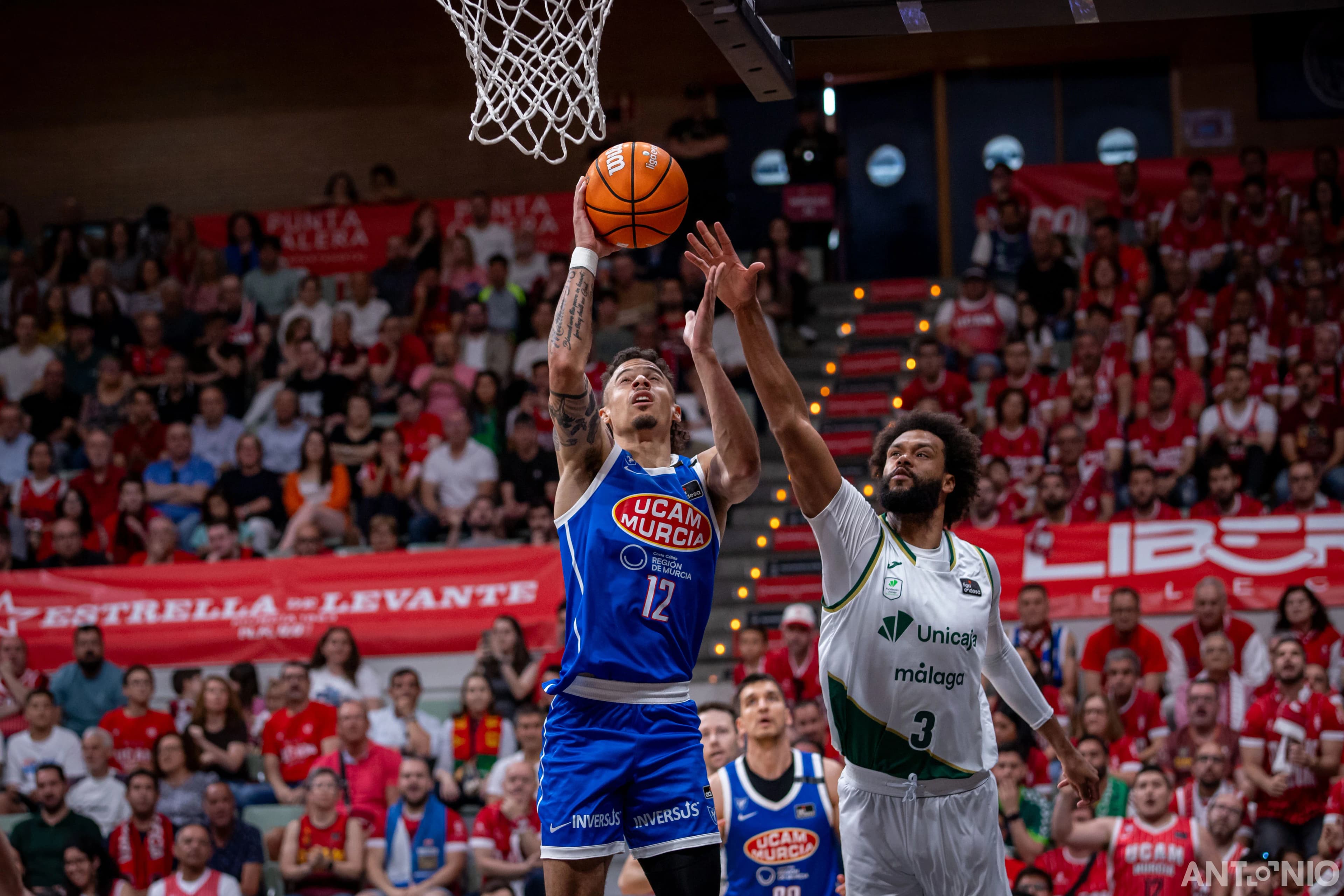 Fotografía 8 del partido UCAM Murcia - Unicaja Málaga.