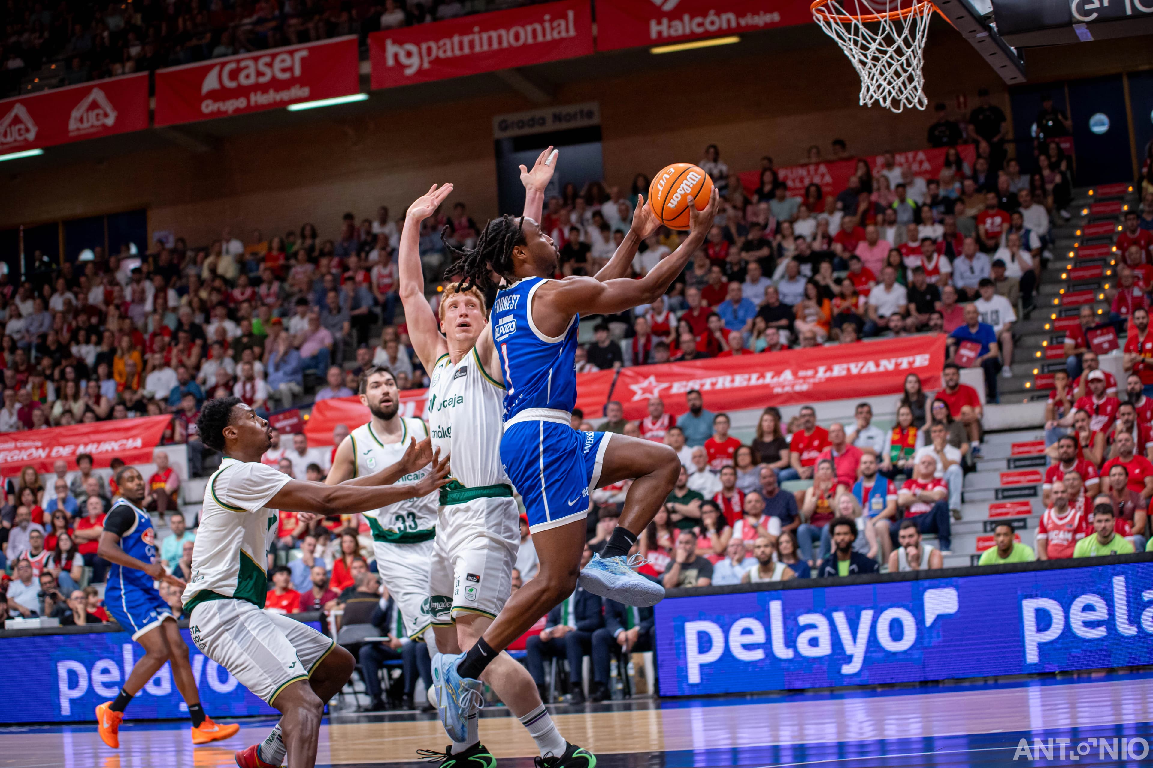 Fotografía 23 del partido UCAM Murcia - Unicaja Málaga.