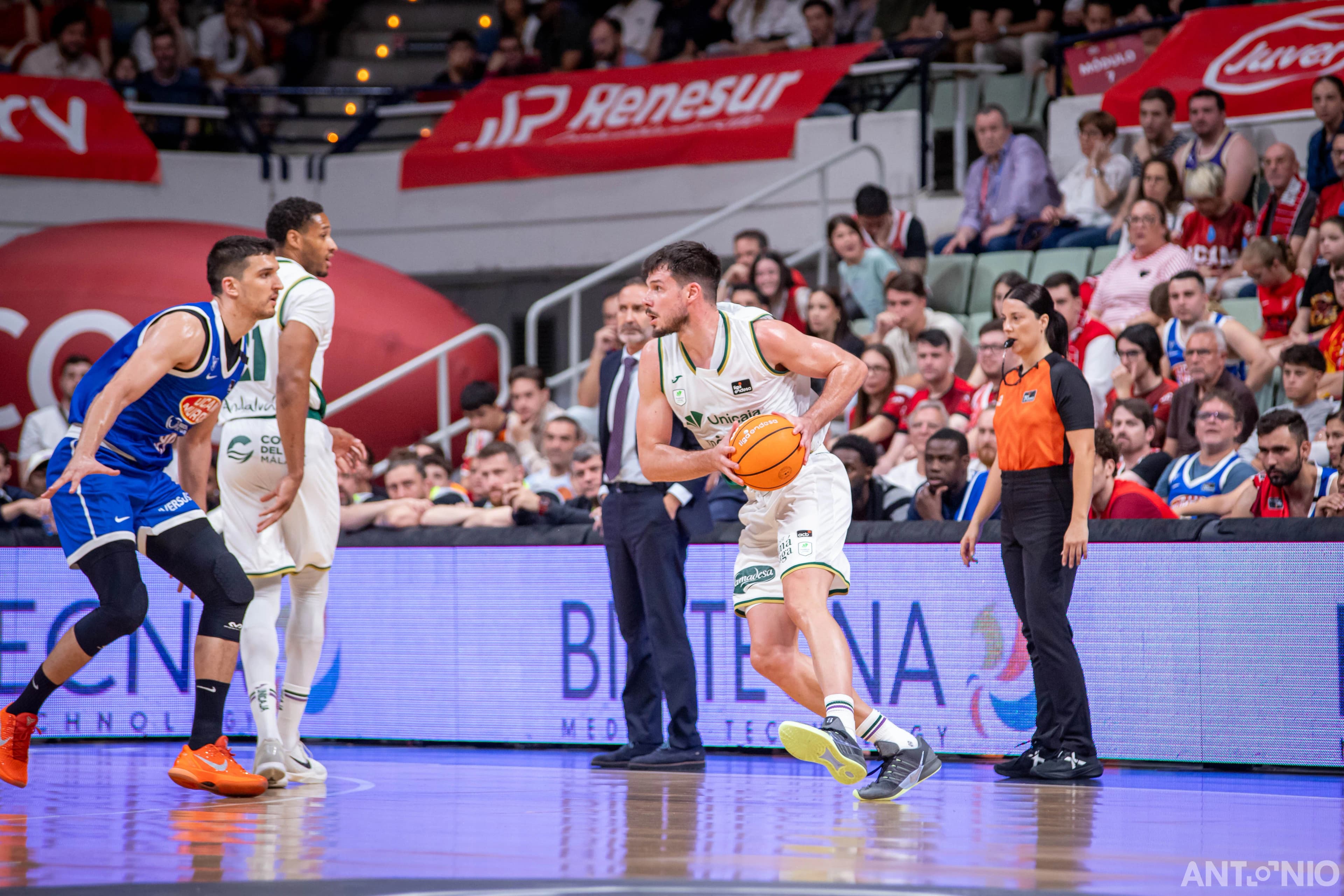 Fotografía 35 del partido UCAM Murcia - Unicaja Málaga.