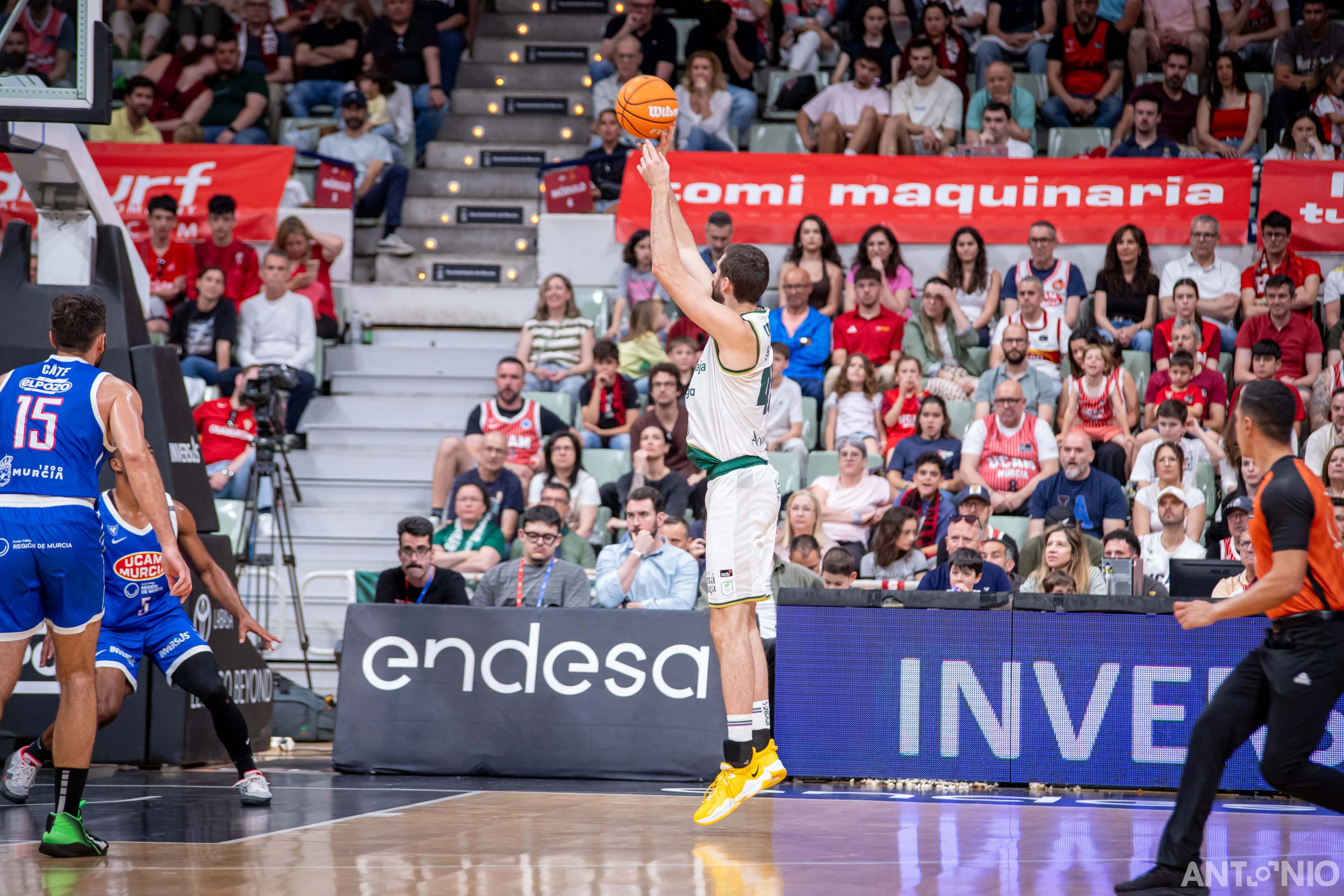 Fotografía 42 del partido UCAM Murcia - Unicaja Málaga.