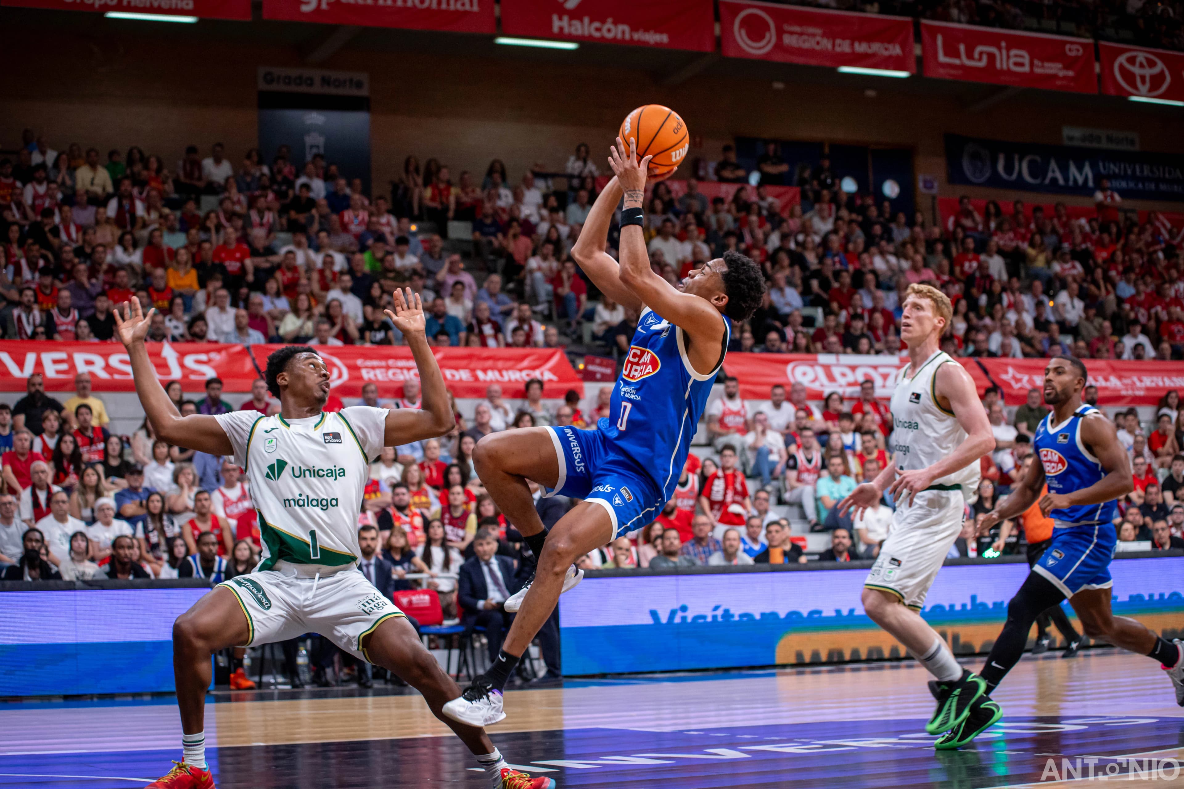 Fotografía 60 del partido UCAM Murcia - Unicaja Málaga.
