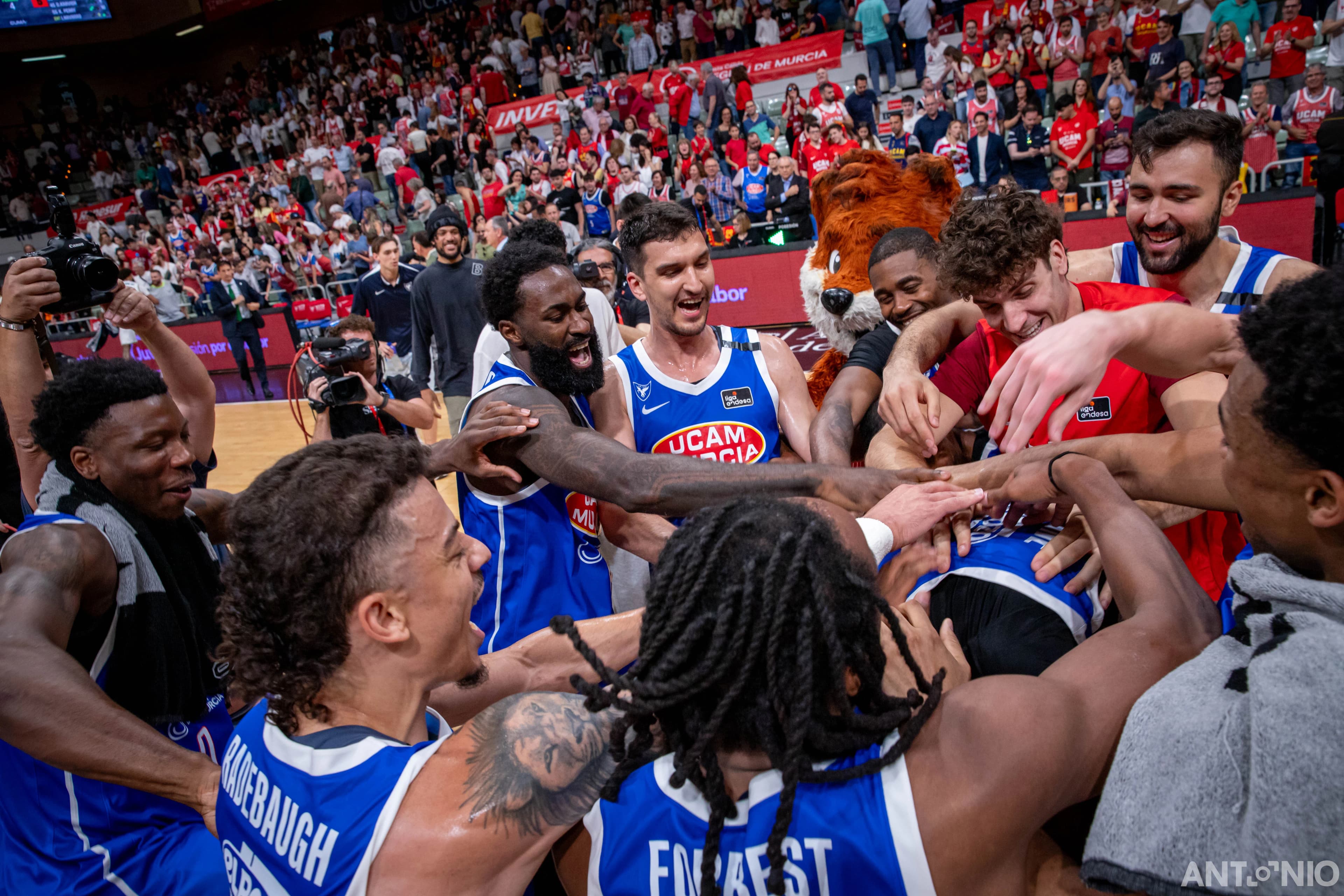 Fotografía 70 del partido UCAM Murcia - Unicaja Málaga.